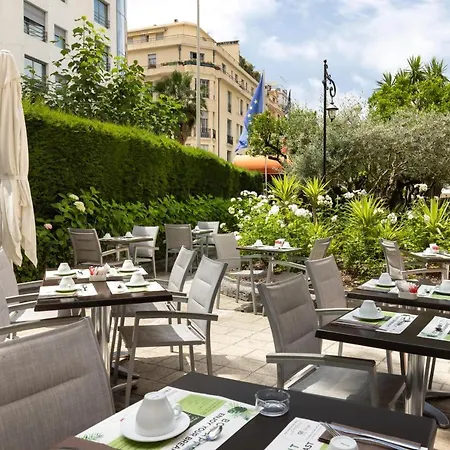 Western Brice Garden Hotel
