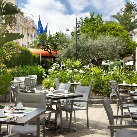 Western Brice Garden Hotel