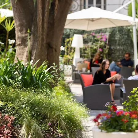 Hotel Western Brice Garden 4*