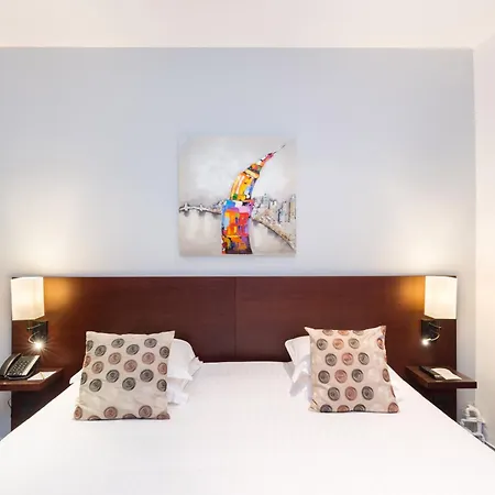 Western Brice Garden Hotel 4*